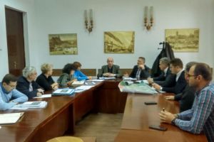 Ședinţă la Prefectură! Cum vor autorităţile să rezolve problema traficului infernal pe ruta Braşov – Sânpetru?