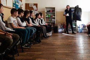 Copiii învaţă cum să mănânce mai sănătos şi cum să nu mai risipească alimentele!