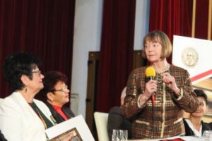 Omagiu adus profesoarei de franceză Maria Piştănilă