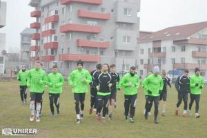 FOTO: Unirea Alba Iulia, reunire în zodia incertitudinii pe „Cetate” | Din pricina problemelor financiare, mai mulţi jucători vor să părăsească gruparea “alb-negrilor”