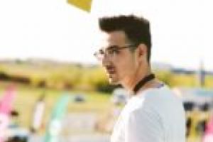 Firme de succes înfiinţate prin proiectul SIA Vest. Tânărul din imagine şi-a îndeplinit visul cu ajutorul CCIA Timiş