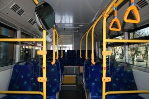 S-a rezolvat problema decontării transportului pentru elevi. Cum vor circula de la toamnă