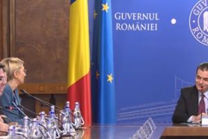 Astia radeau de Dancila! Un ministru s-a făcut de râs, în şedinţa de Guvern: Ce cuvânt nu a putut pronunţa, în ciuda repetatelor încercări