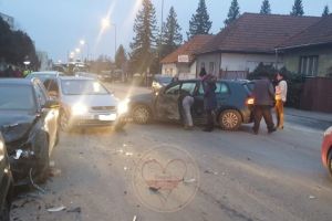 FOTO Accident rutier în care a fost implicat un fost fotbalist de la FC Braşov