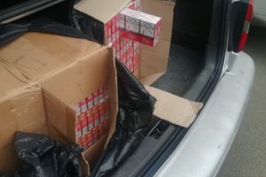 Zeci de mii de tigarete confiscate de politisti. A fost intocmit dosar penal (galerie foto) 