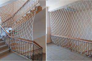 FOTO. Plasă specială de protecţie într-o şcoală, după ce un elev a căzut de la etaj
