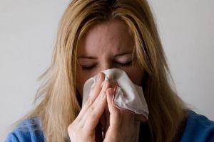 Peste 700 de cazuri de gripă, în toată ţara. Doi oameni au murit. La Buzău, este alertă