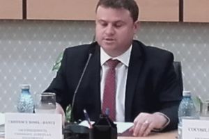 Conferinţă de presă la Consiliul Judeţean Teleorman / “Bugetul este unul echilibrat şi va permite continuarea investiţiilor şi acoperirea cheltuielilor de funcţionare”