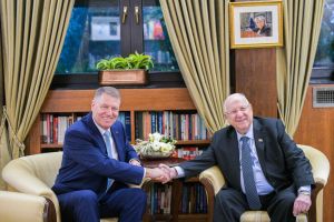 Comemorarea victimelor Holocaustului: Klaus Iohannis, intrevedere bilaterala cu presedintele Israelului