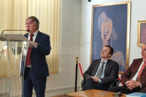 Întâlnire cu scriitorul basarabean Nicolae Dabija, la Biblioteca Bucovinei