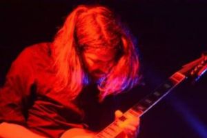 INTERVIU | Robin Proca, frontmanul formaţiei Robin and the Backstabbers | Cântă despre lumi locuibile