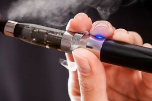 Beneficiile ţigărilor electronice – Codul European împotriva Cancerului spune că sunt multiple