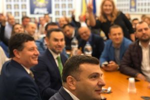 USL trăieşte la Arad: PNL a VALIDAT mai mulţi candidaţi de la PSD pentru alegerile locale