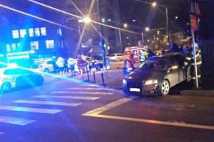 Maşină intrată în stâlp, în zona Colegiului Naţional Dr. Ioan Meşotă