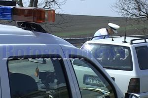 Un tânăr din Botoşani plăteşte pentru tupeu. A condus beat şi fără permis şi a fost reţinut de poliţişti