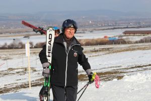 Primarul Ovidiu Creţu a testat pârtia. Ce a spus după prima coborâre pe schiuri (FOTO-VIDEO)