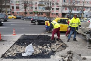 SC Confort Urban SRL executa reparatiile carosabilului din Constanta (galerie foto) 