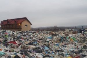 Amendă în valoare de 100.000 lei aplicată  firmei  de colectare şi reciclare a deşeurilor   din  Araci