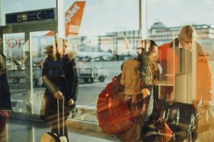 Aeroportul din Cluj anunţă măsuri privind coronavirusul ucigaş. Mai multe oraşe din China, în carantină