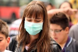 Muzicieni din Braşov, suspecţi de a fi infestaţi cu virusul ucigaş din China!