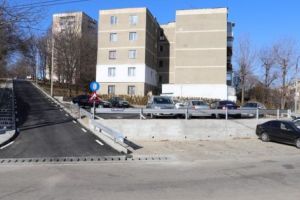Parcare şi alee carosabile noi în Piteşti