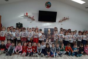 Copiii de la Grădiniţa cu Program Prelungit ,,Prichindel” Suceava au marcat Mica Unire