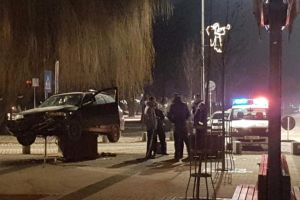 Accident spectaculos în Miercurea Ciuc. ”Maşinile ca florile”