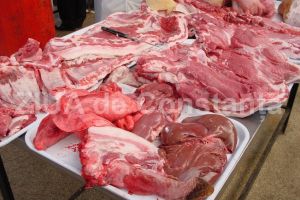 Ce au descoperit inspectorii ANPC in carnea din magazine. Principalele nereguli gasite 