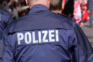 Atac armat în Germania. Șase persoane au fost ucise