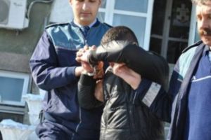 Furt între elevi la un liceu din Argeş!