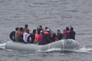 Tragedie pe Marea Neagra. O ambaractiune cu migranti s-a scufundat in apropiere de Turcia. Mai multe persoane sunt disparute