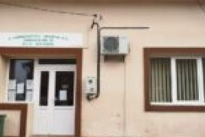 Remedii la doi paşi pentru localnicii din Răcăşdia