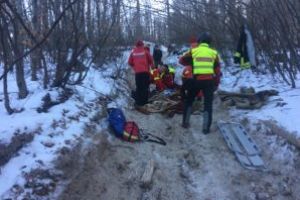 Budesti: Un barbat si-a dat ultima suflare dupa ce a fost calcat de cai. Interventia echpajelor de prim ajutor a fost in zadar