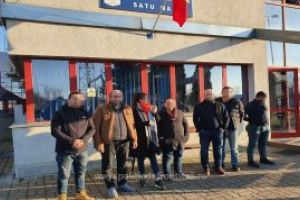Sapte turci au fost surprinsi in timp ce incercau sa intre fraudulos pe teritoriul Ungariei