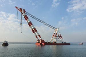 GSP continua manevrele de pregatire pentru ranfluarea navei esuate in portul Midia (galerie foto)      