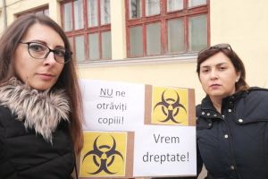 „Liceul German, al doilea Colectiv?” Părinţii elevilor INTOXICAŢI au ieşit la PROTEST (FOTO + VIDEO)