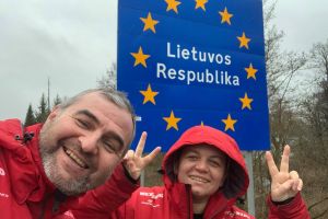 FOTO/VIDEO. Soţii Bertici au anunţat când vor ajunge în Satu Mare