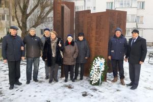 Ziua Internaţională de comemorare a victimelor Holocaustului, celebrată la Bistriţa (FOTO)