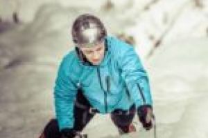 Viaţa extraordinară a alpinistului Horia Colibăşanu, acum şi pe marile ecrane!