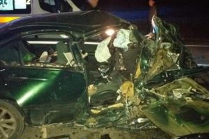 Accident la Bisericani. Autoturism avariat în proporţie de 80%, iar şoferul ”avariat” şi el de alcool