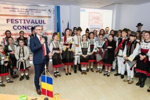 Festivalul – concurs „Bucovina – Tradiţie, cultură, spiritualitate”, la liceul din ...