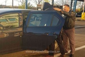 Tânăr reţinut după ce a înjunghiat un agent de pază. A fost ridicat din Vama Petea