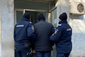 A încercat să fure motorina din maşina de serviciu