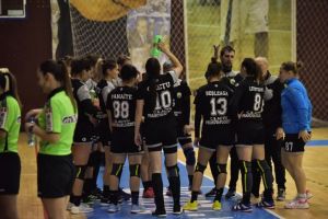 Au mai redus diferenţa în clasament