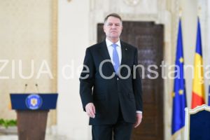 Decrete de decorare semnate astazi de presedintele Iohannis