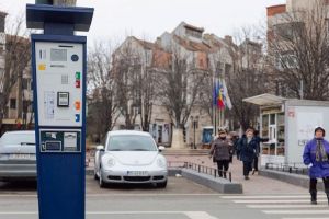 Tarifele la parcările cu plată ar putea fi ajustate