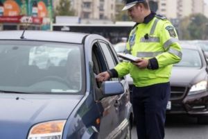 Atenţie, şoferi! Poliţiştii rutieri vor avea camere video şi vor înregistra toate discuţiile când veţi fi opriţi în trafic