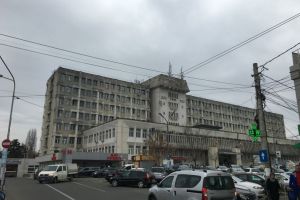 Un aparat de sterilizare, vechi de peste 20 de ani, înlocuit la SJU Piteşti