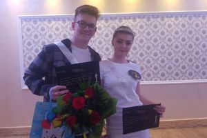 FOTO/VIDEO: Balul Bobocilor la Seminarul Teologic Ortodox „Sfântul Simion Ştefan” din Alba Iulia. Denisa Oltean şi Băcanu David au cucerit titlurile de Miss şi Mister Boboc