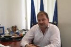 Primarul din Berzasca, dispus să renunţe la independenţă. Nu şi pentru USR!